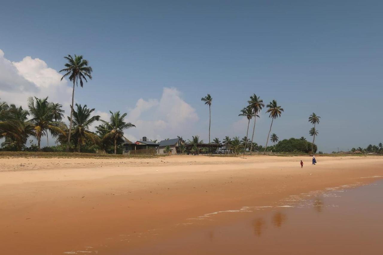 Afro Beach Eco Resort Butre Exterior photo