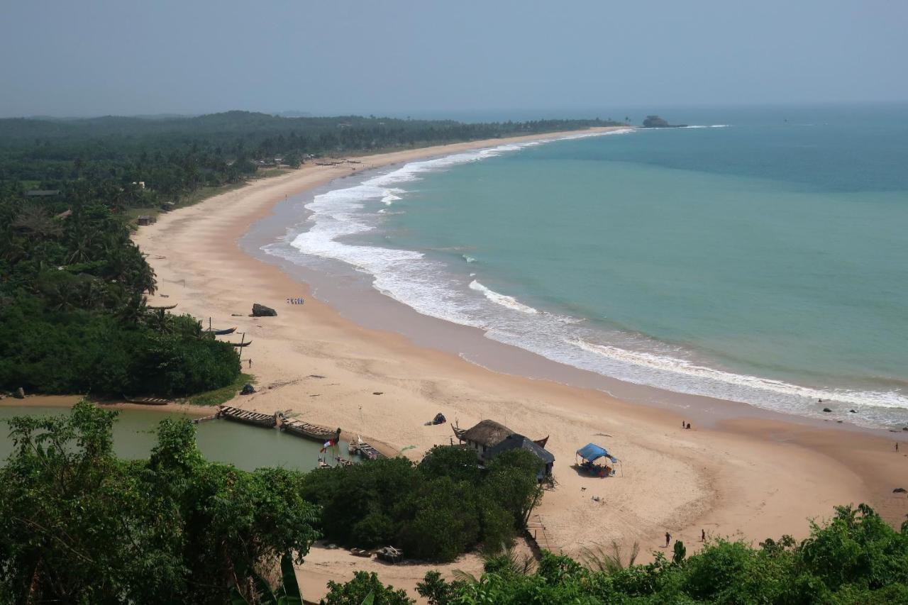 Afro Beach Eco Resort Butre Exterior photo