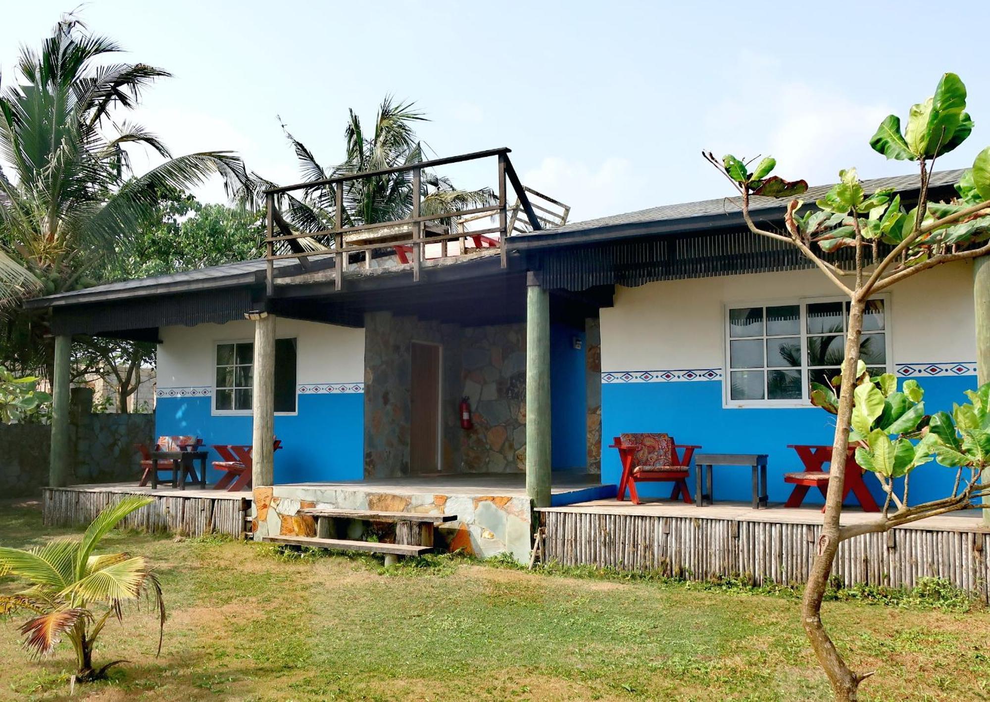 Afro Beach Eco Resort Butre Room photo